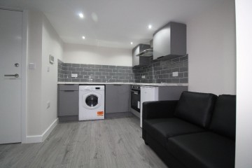 image of 111A Flat 5, Market Street West-FM, 